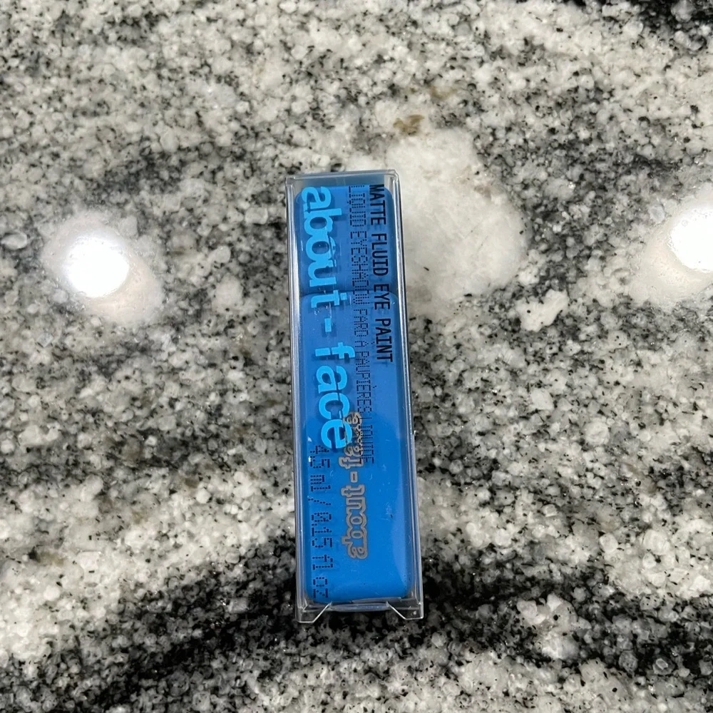 about-face Matte Eye Paint High-Pigment Liquid Eyeshadow Bright Blue Monday